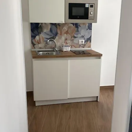 Lungomare Sannazzaro 3*